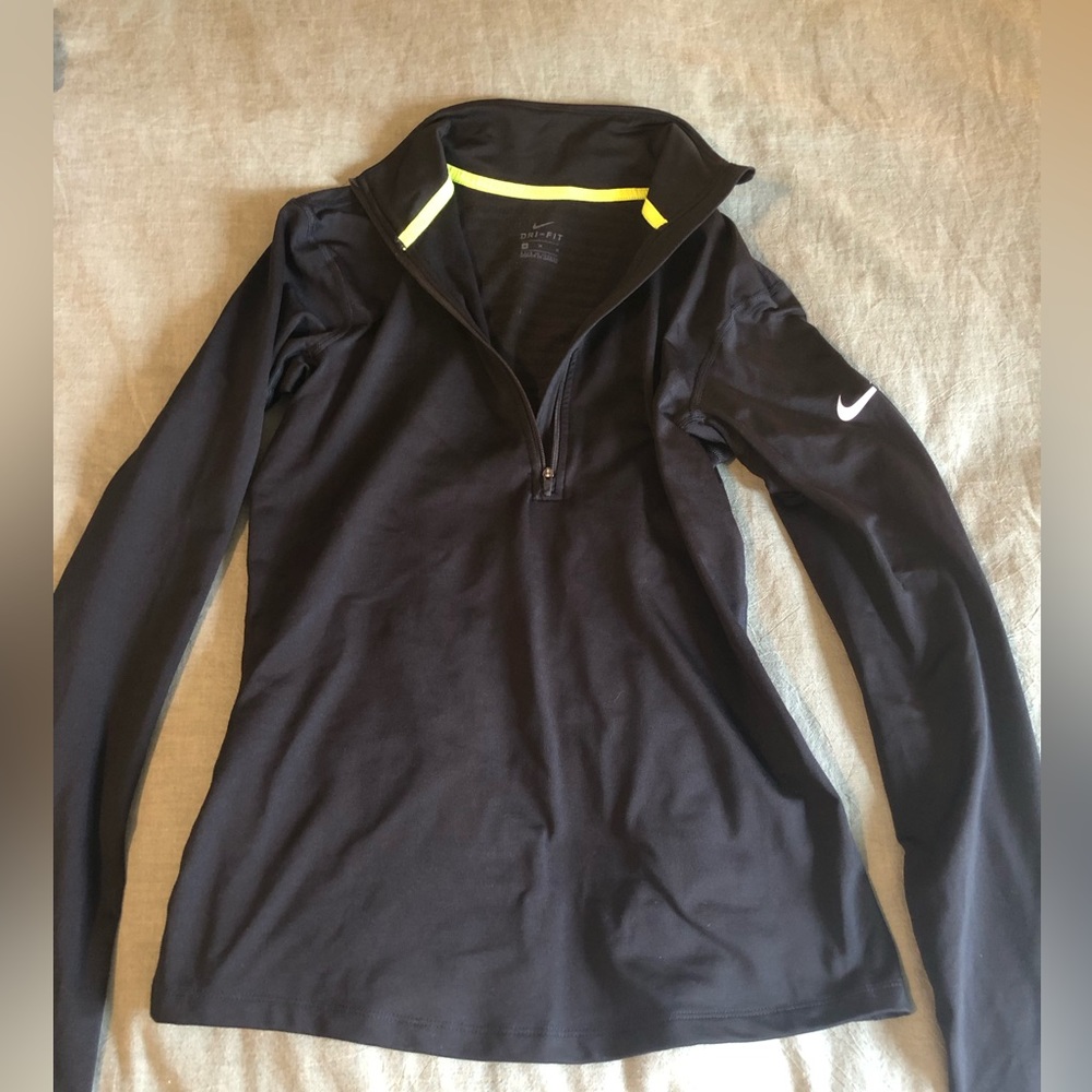Nike performance top